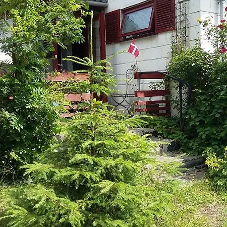 ベッド・アンド・ブレックファスト Skovstjernen - Bed & Garden Nykøbing Sjælland